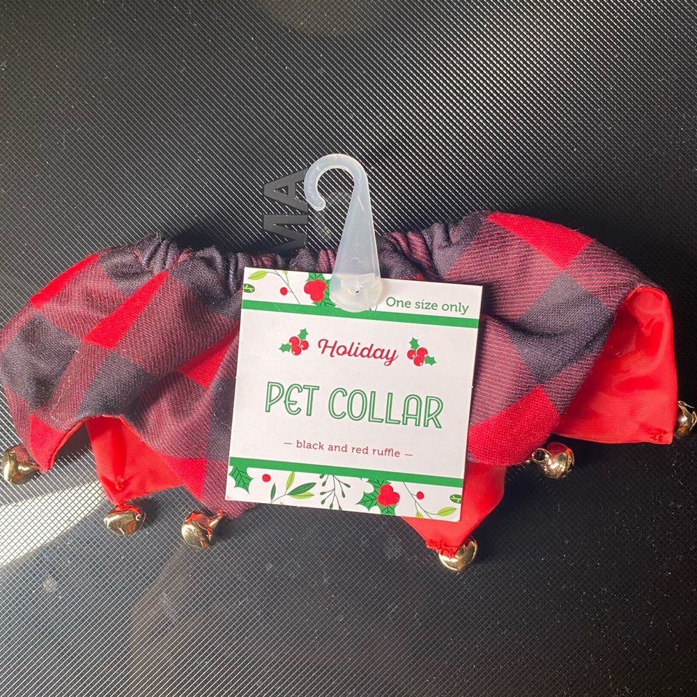 Gingham Holiday Pet Collar